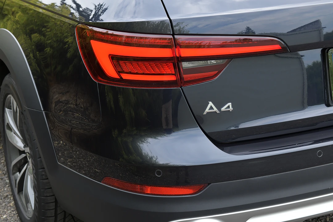 2018 Audi B9 A4 - Image 18 of 31