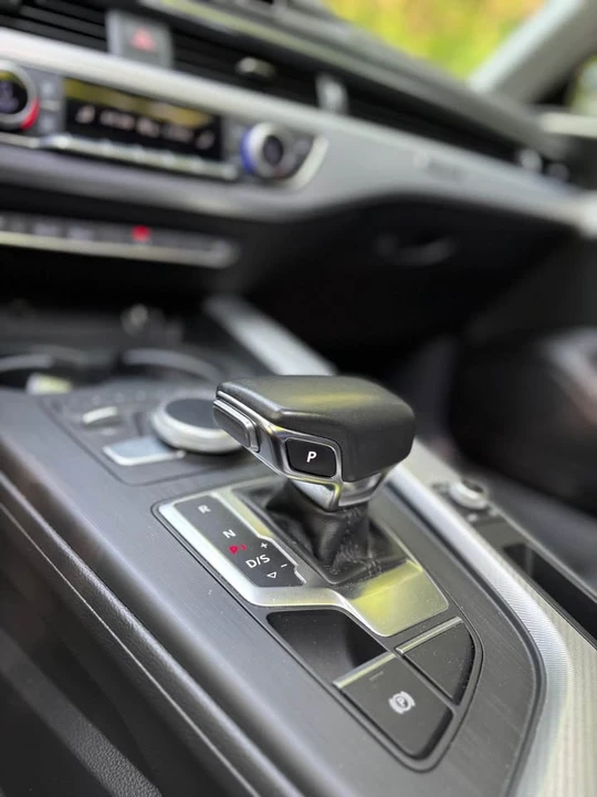 2018 Audi B9 A4 - Image 10 of 11