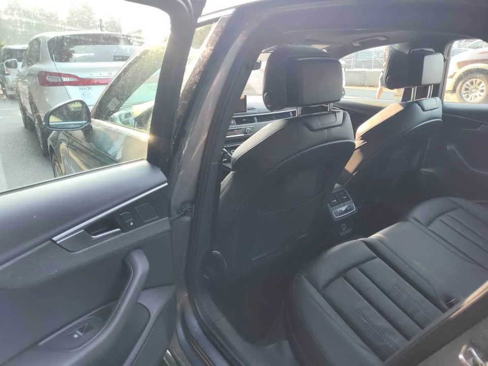 2018 Audi B9 A4 - Image 4 of 4