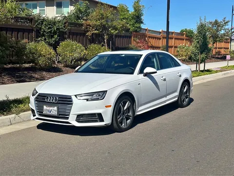 2018 Audi A4 Premium Plus Sedan 4D