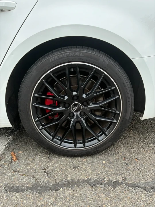 2018 Audi B9 A4 - Image 16 of 19