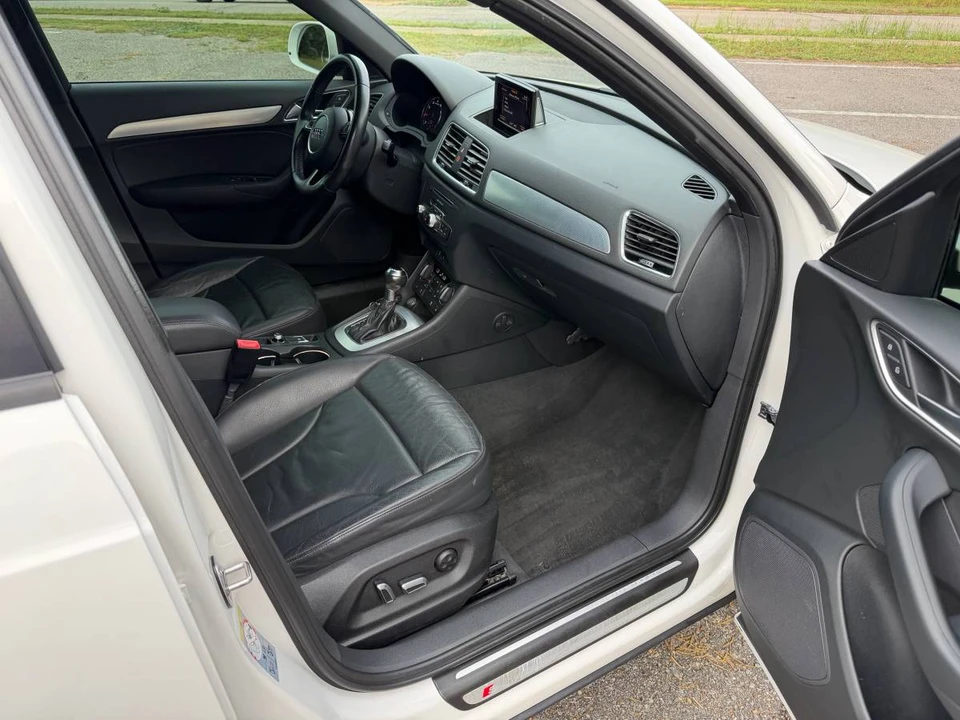 2018 Audi 8U Q3 - Image 12 of 24