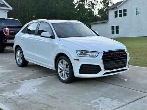 2018 Audi Q3 Premium Sport Utility 4D