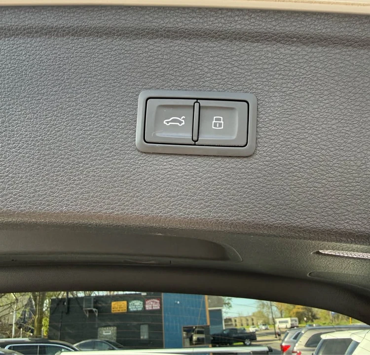2018 Audi FY Q5 - Image 8 of 20