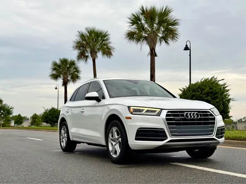 2018 Audi Q5 2.0T Premium Plus
