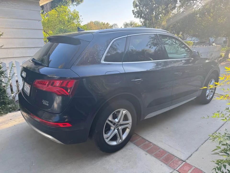 2018 Audi FY Q5 - Image 2 of 10