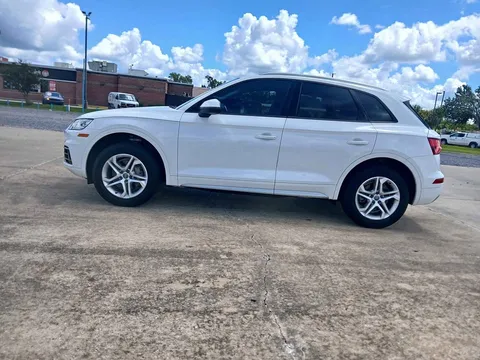 2018 Audi Q5 2.0T Premium Sport Utility 4D