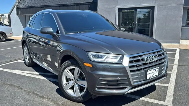 2018 Audi Q5 2.0T Quattro Premium Plus