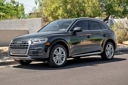 2018 Audi Q5 2.0T Quattro Premium Plus
