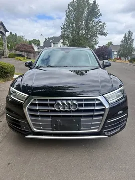 2018 Audi Q5 45 TFSI Premium Sport Utility 4D