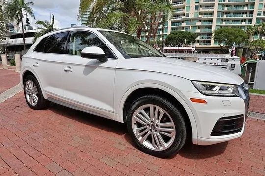2018 Audi Q5 Premium Plus