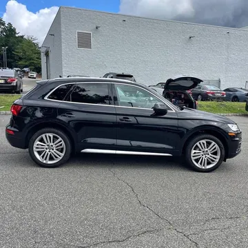 2018 Audi Q5 2.0T quattro Premium Plus