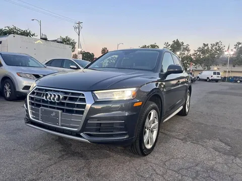 2018 Audi Q5 Premium Sport Utility 4D
