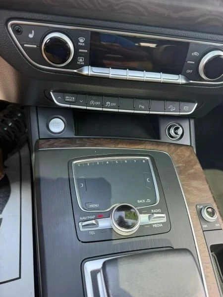 2018 Audi FY Q5 - Image 10 of 19