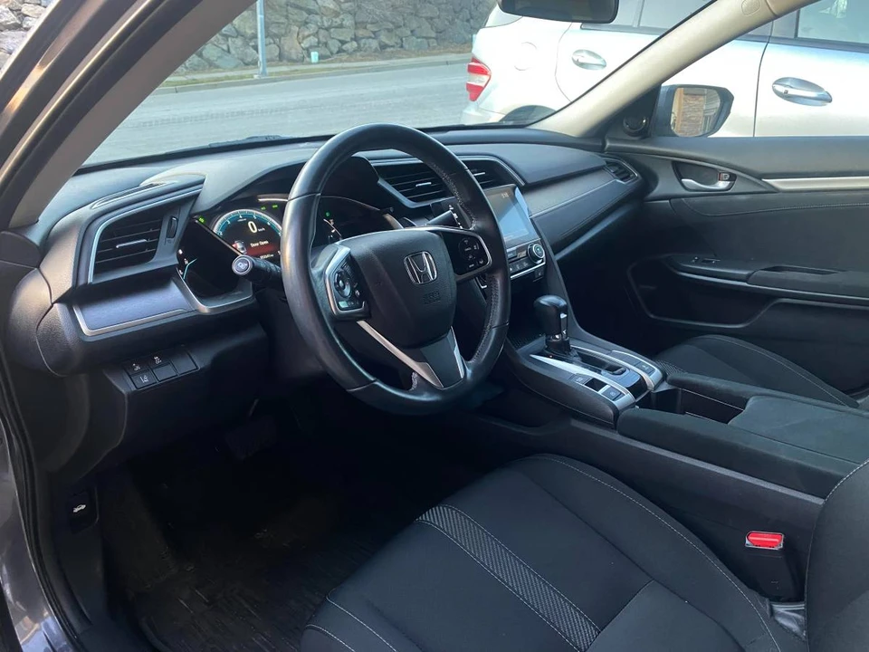 2018 Audi FY Q5 - Image 2 of 16