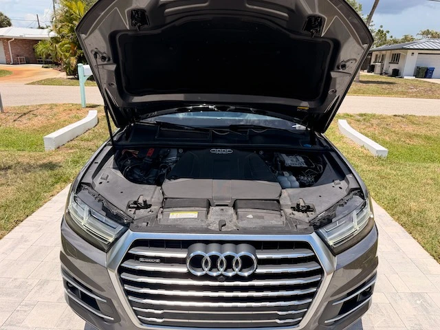 2018 Audi 4M Q7 - Image 8 of 14