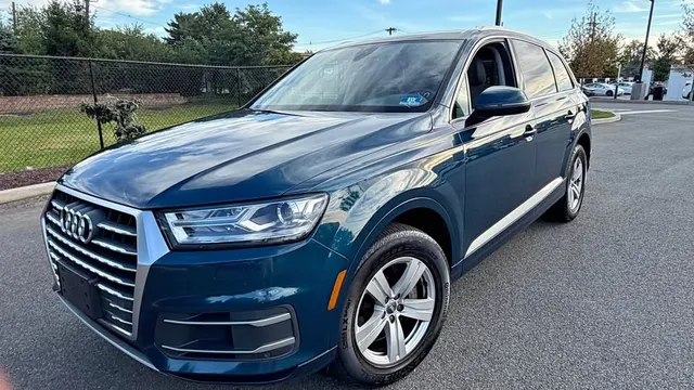 2018 Audi Q7 2.0T Premium Sport Utility 4D