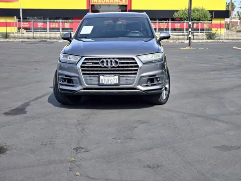 2018 Audi Q7 3.0 TDI Quattro Premium Sport Utility 4D
