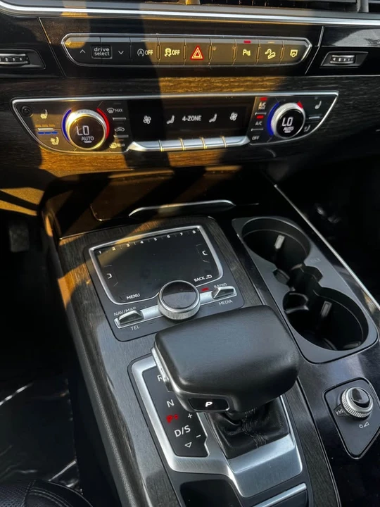 2018 Audi 4M Q7 - Image 13 of 16