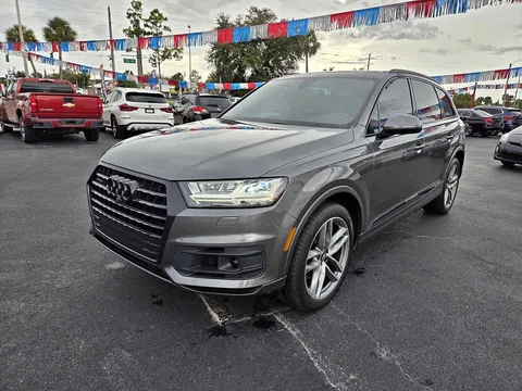 2018 Audi Q7 3.0T Prestige Sport Utility 4D