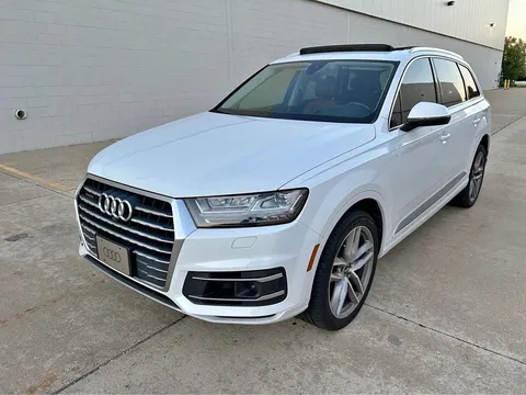 2018 Audi Q7 3.0T Prestige Sport Utility 4D