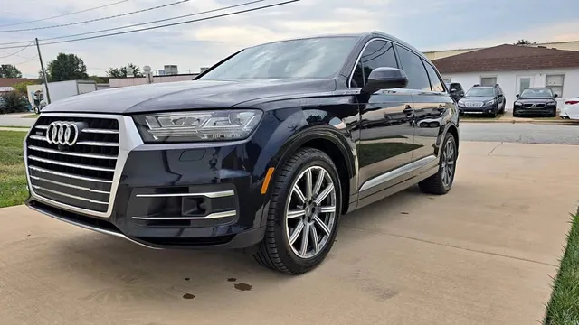 2018 Audi Q7 3.0T Prestige Sport Utility 4D