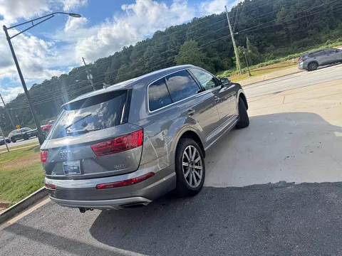 2018 Audi Q7 3.0T Quattro Prestige Sport Utility 4D