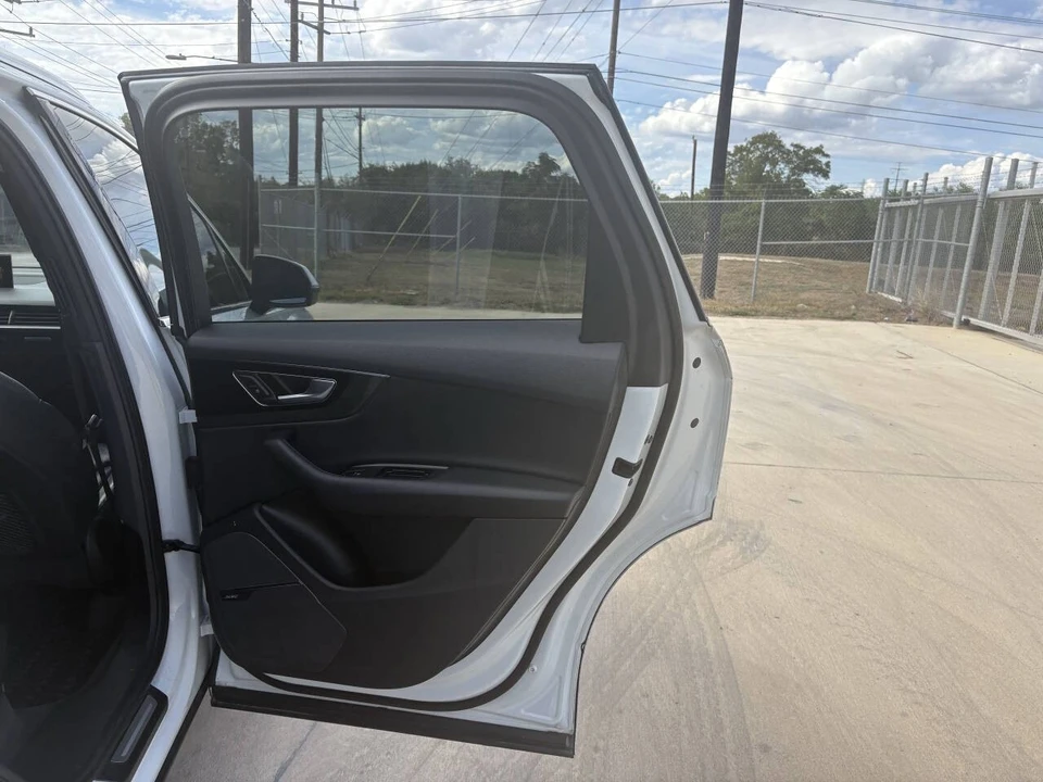 2018 Audi 4M Q7 - Image 18 of 21