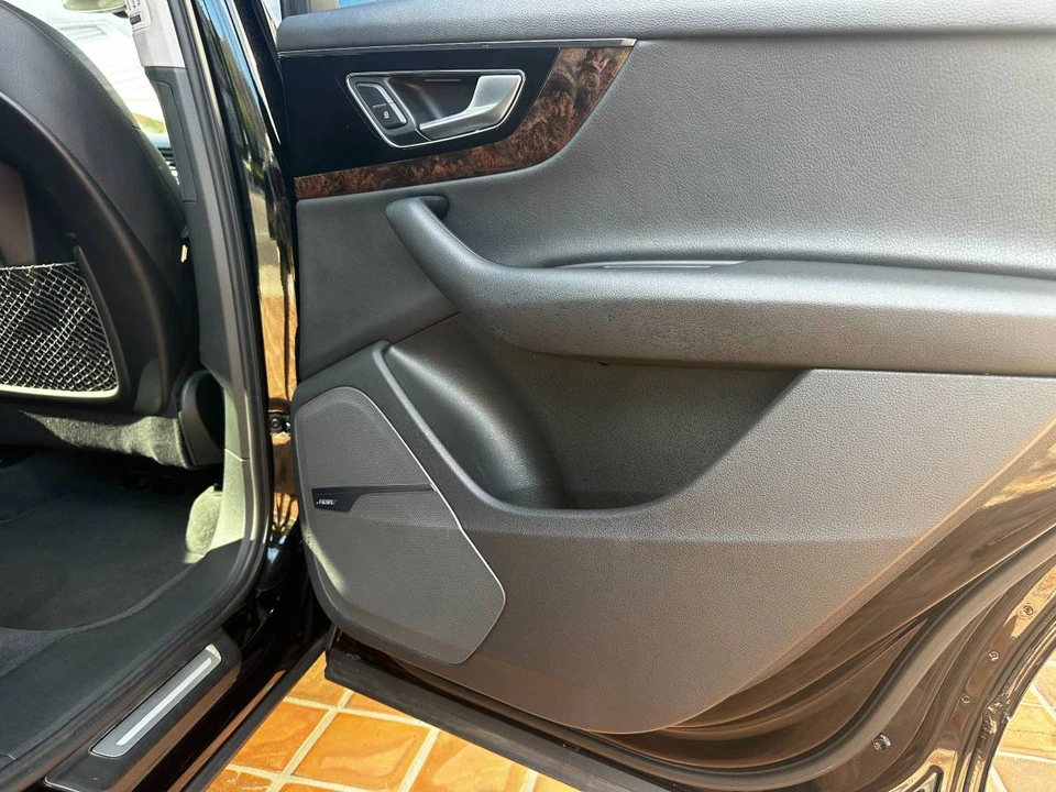 2018 Audi 4M Q7 - Image 8 of 9
