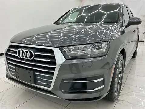 2018 Audi Q7 Premium Plus TFSI 3.0L V6 AWD