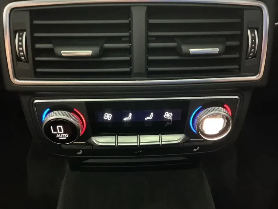 2018 Audi 4M Q7 - Image 19 of 20