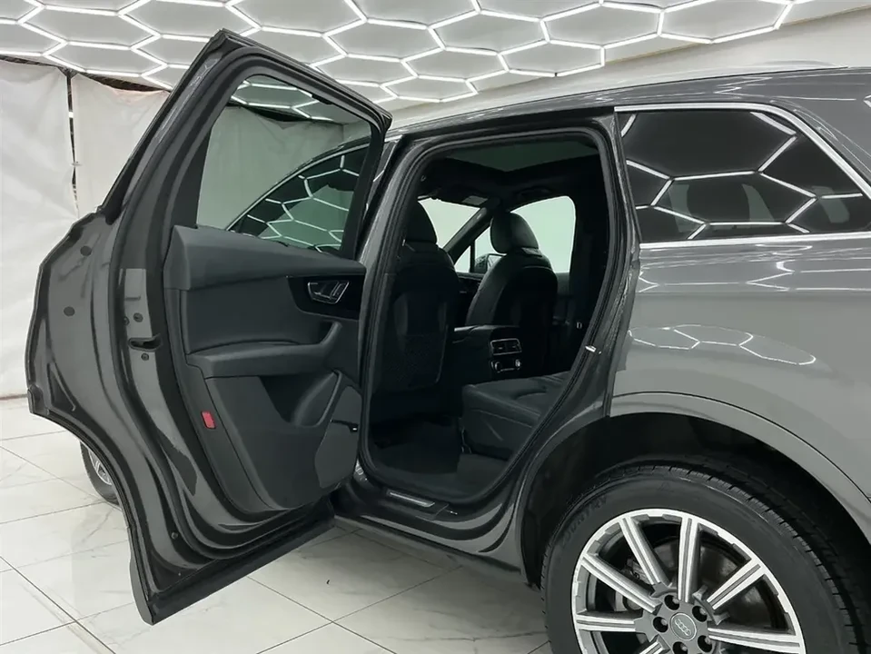 2018 Audi 4M Q7 - Image 8 of 20