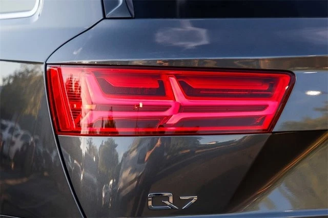 2018 Audi 4M Q7 - Image 8 of 12