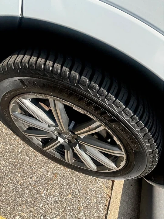 2018 Audi 4M Q7 - Image 9 of 10