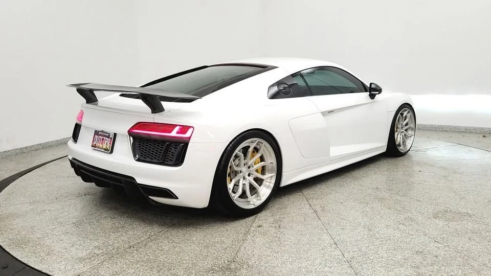 2018 Audi 4S R8 - Image 5 of 20