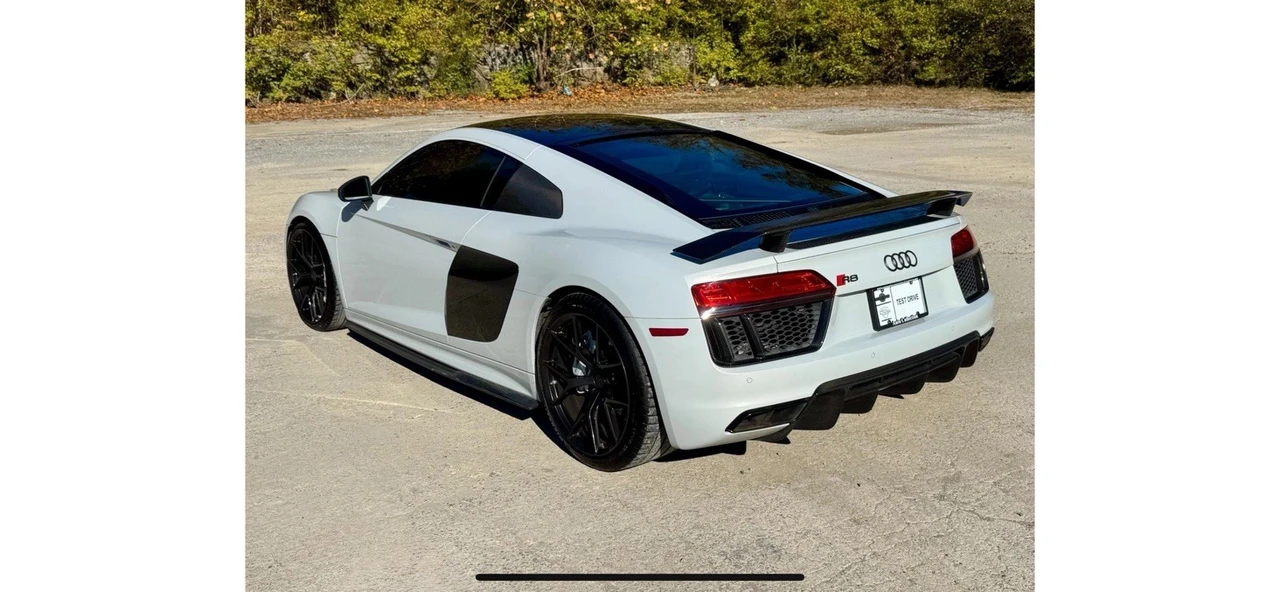 2018 Audi 4S R8 - Image 5 of 24