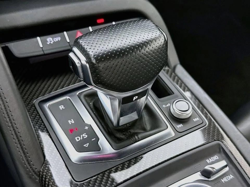 2018 Audi 4S R8 - Image 14 of 18
