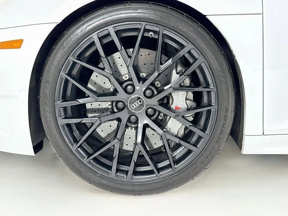 2018 Audi 4S R8 - Image 17 of 18