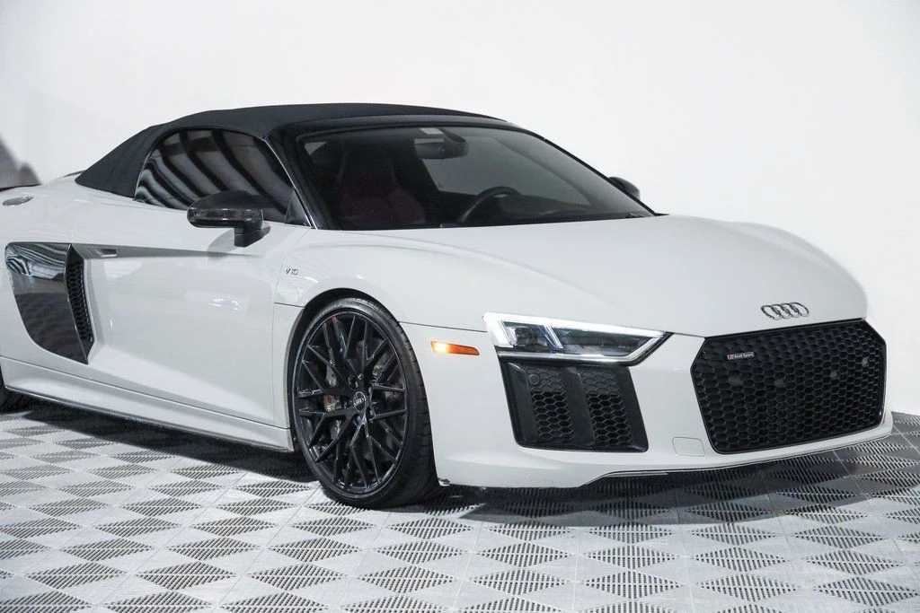 2018 Audi 4S R8 - Image 9 of 21