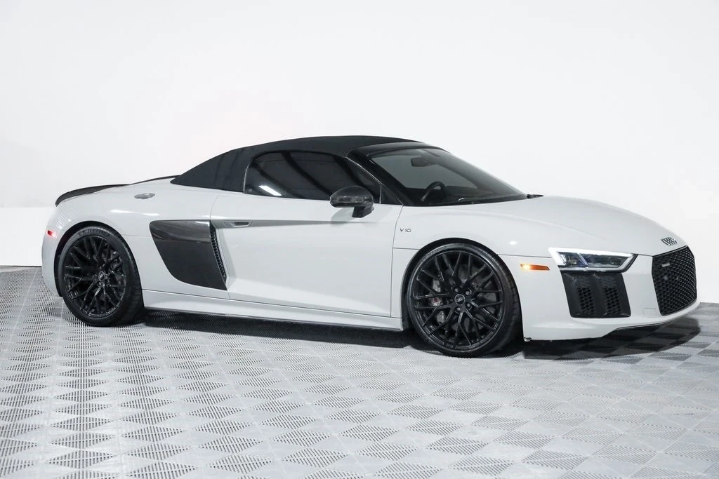 2018 Audi 4S R8 - Image 8 of 21