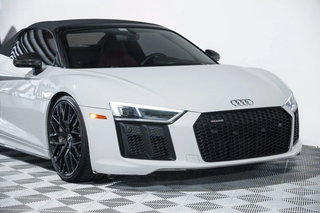 2018 Audi 4S R8 - Image 10 of 21