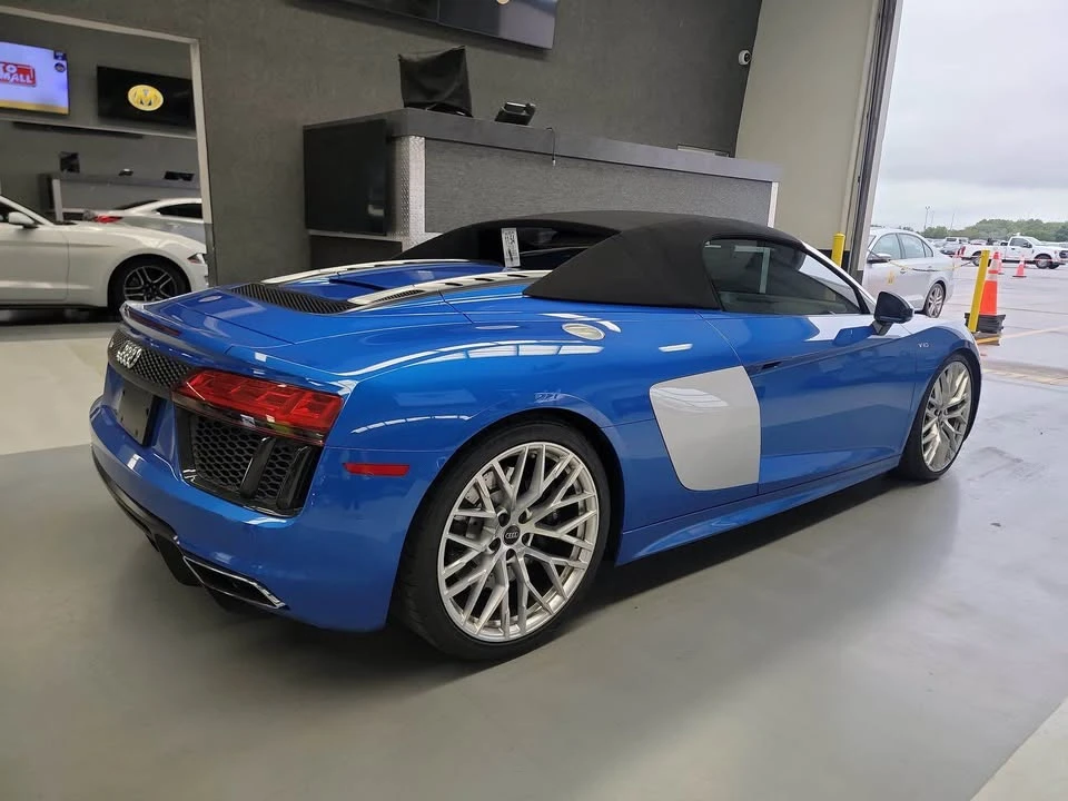 2018 Audi 4S R8 - Image 2 of 3