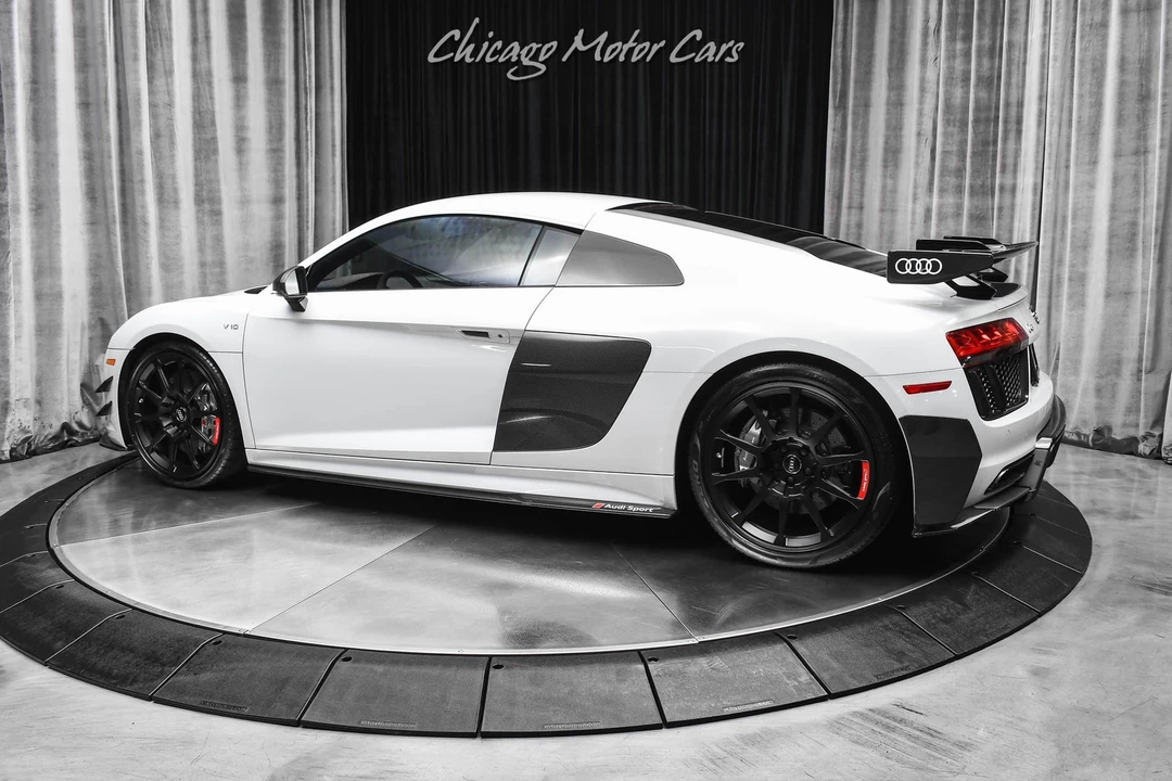 2018 Audi 4S R8 - Image 3 of 31