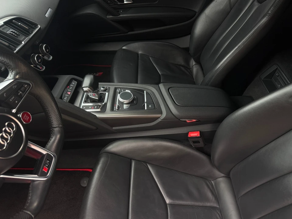2018 Audi 4S R8 - Image 10 of 12