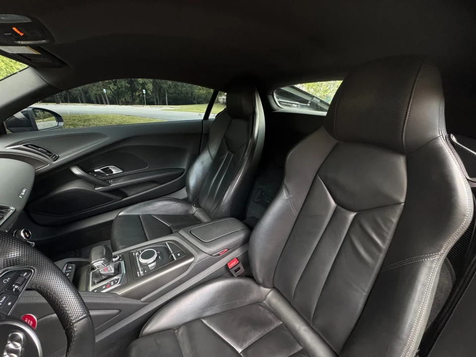 2018 Audi 4S R8 - Image 11 of 12
