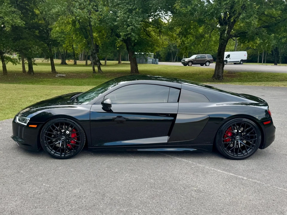 2018 Audi 4S R8 - Image 8 of 21