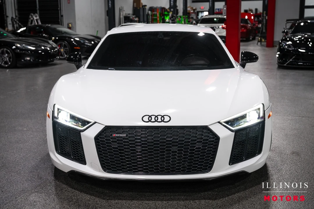 2018 Audi 4S R8 - Image 8 of 31