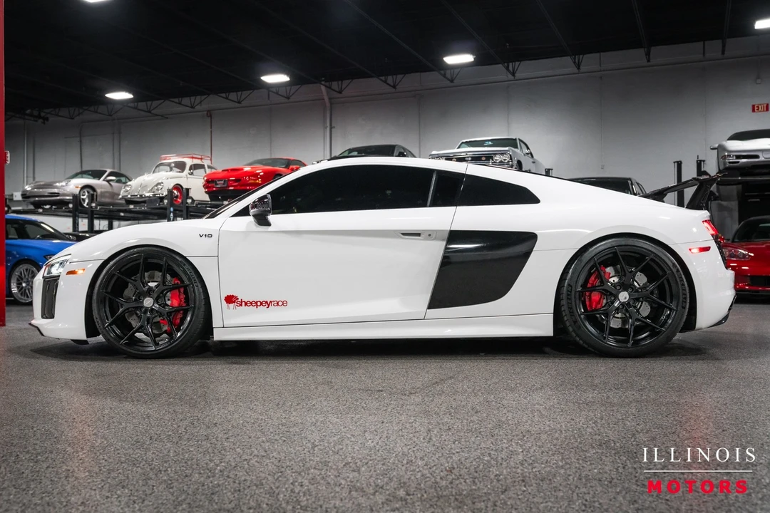 2018 Audi 4S R8 - Image 2 of 31