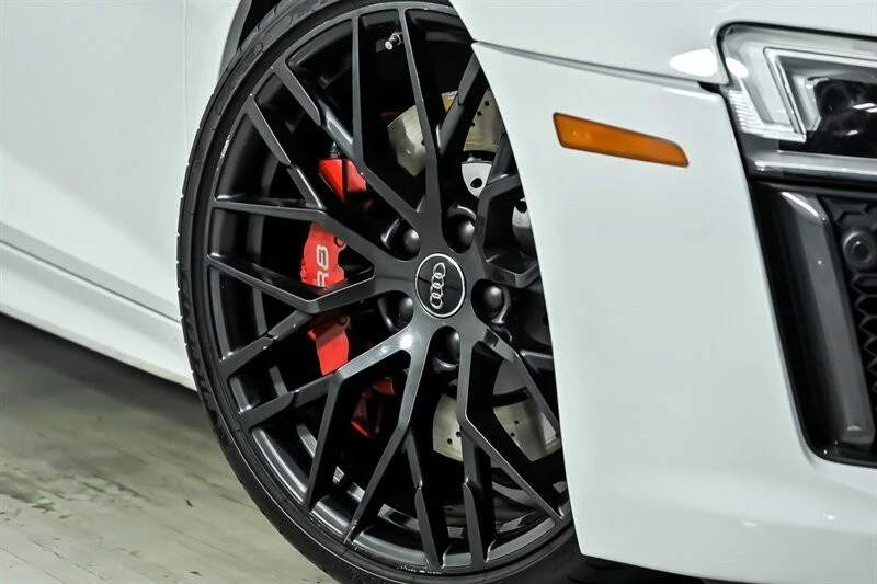 2018 Audi 4S R8 - Image 4 of 31