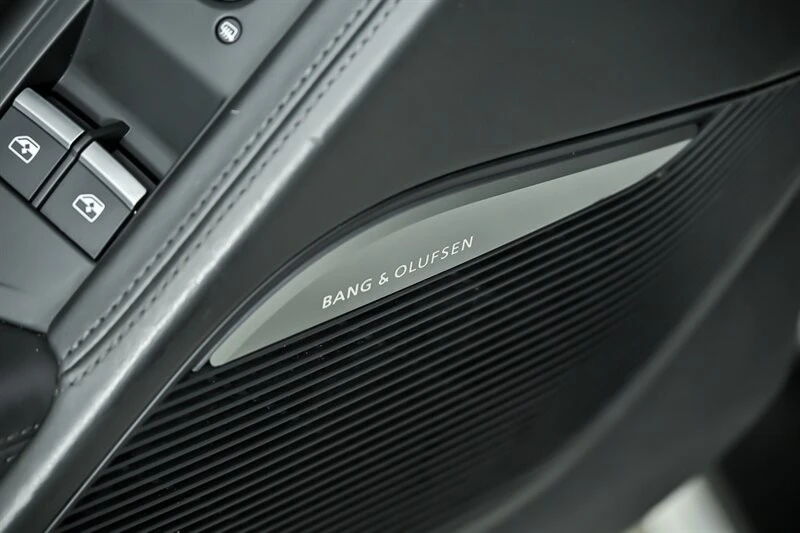 2018 Audi 4S R8 - Image 17 of 31